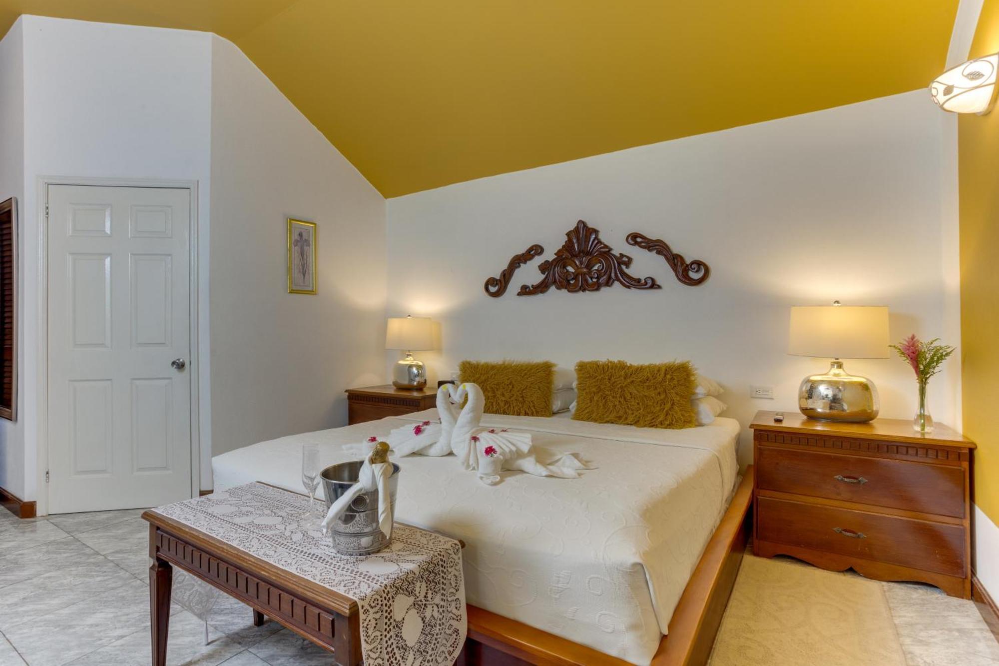 Villa Boscardi Belize City Eksteriør billede