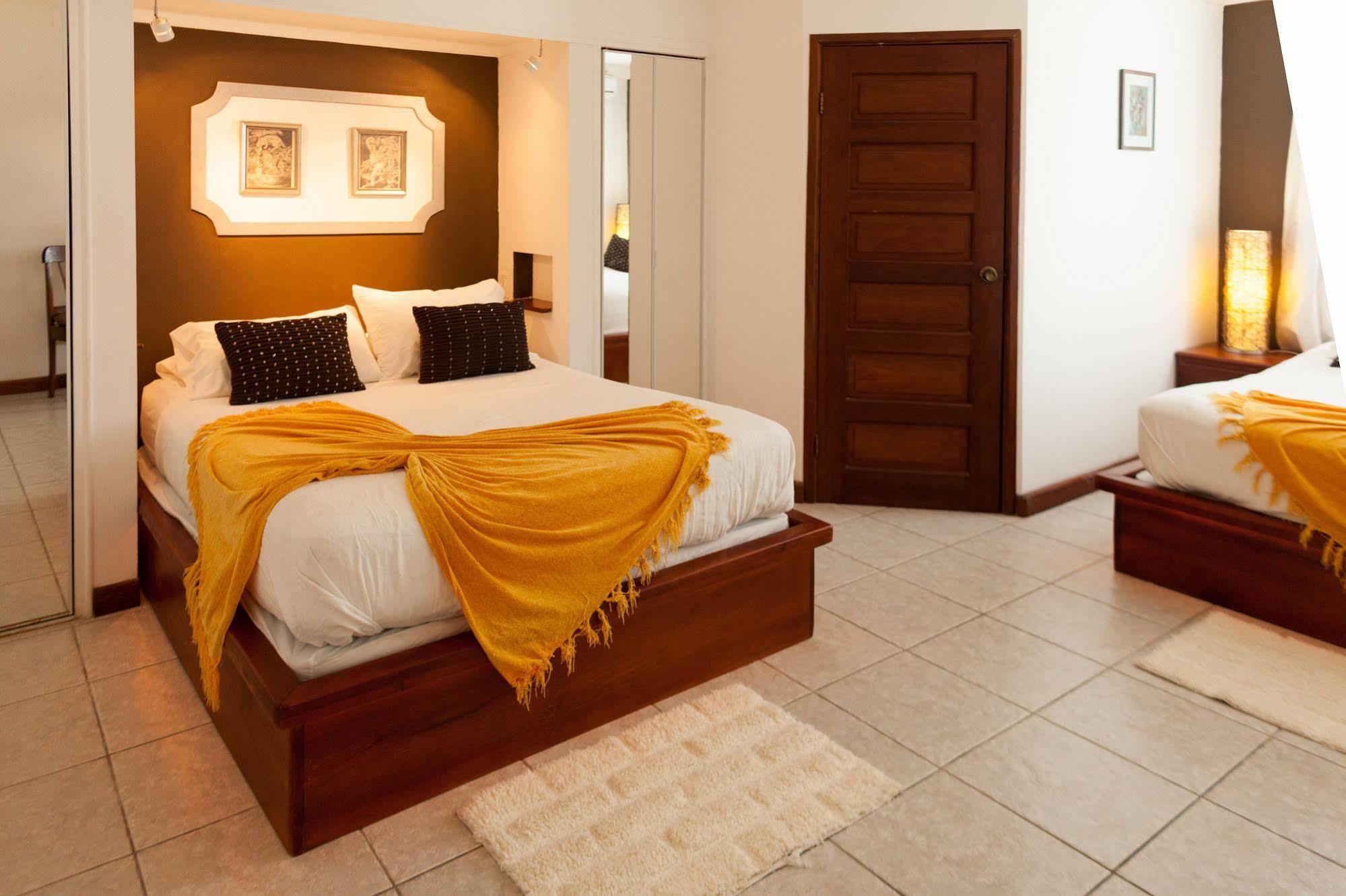 Villa Boscardi Belize City Eksteriør billede